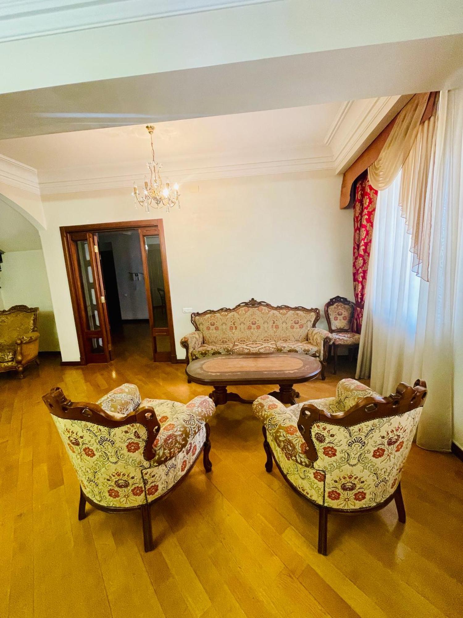 Republic Square Vip Luxury Apartment Ереван Экстерьер фото